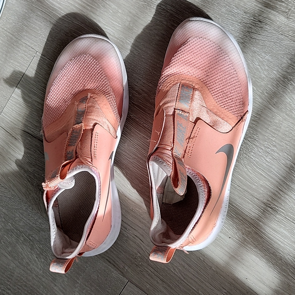 Nike kids flex runner